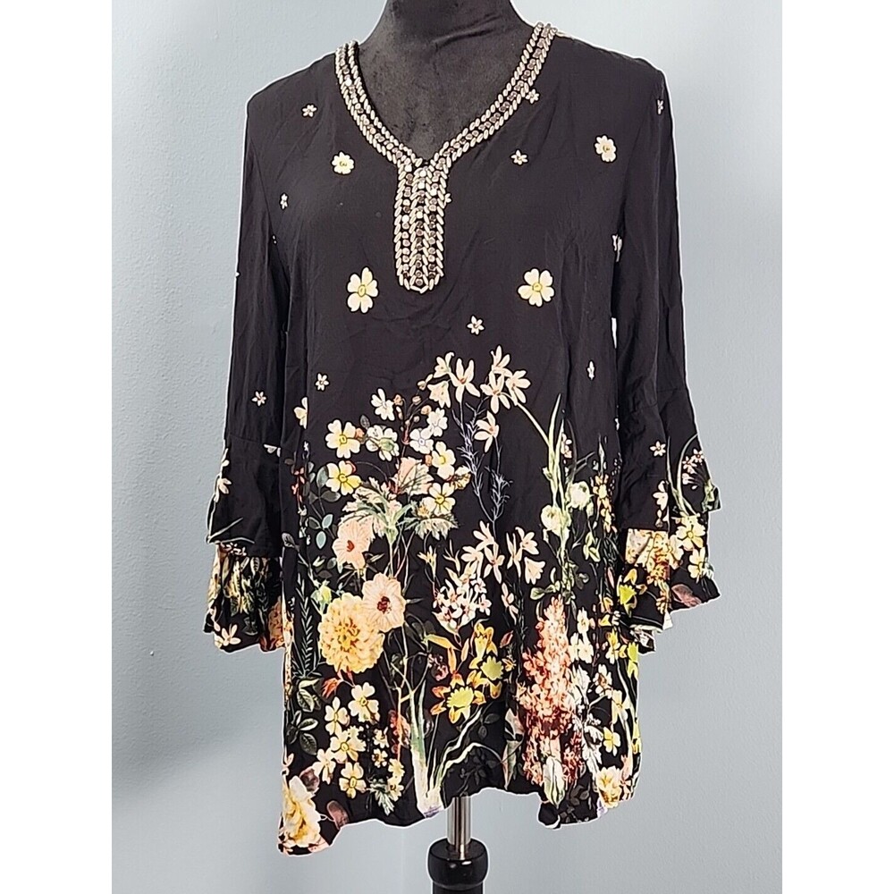 Coco + Carmen L/XL Tunic Floral Tiered Ruffle Sleeve Boho Bead Embellished Top